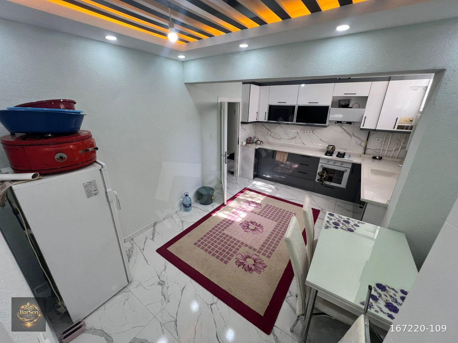 BARSEN'DEN ETİMESGUT İSTASYON MH'DE 2+1 KİLERLİ BAĞIMSIZ FULL YAPILI EMSALİ OLMAYAN TEK DAİRE !!!!
