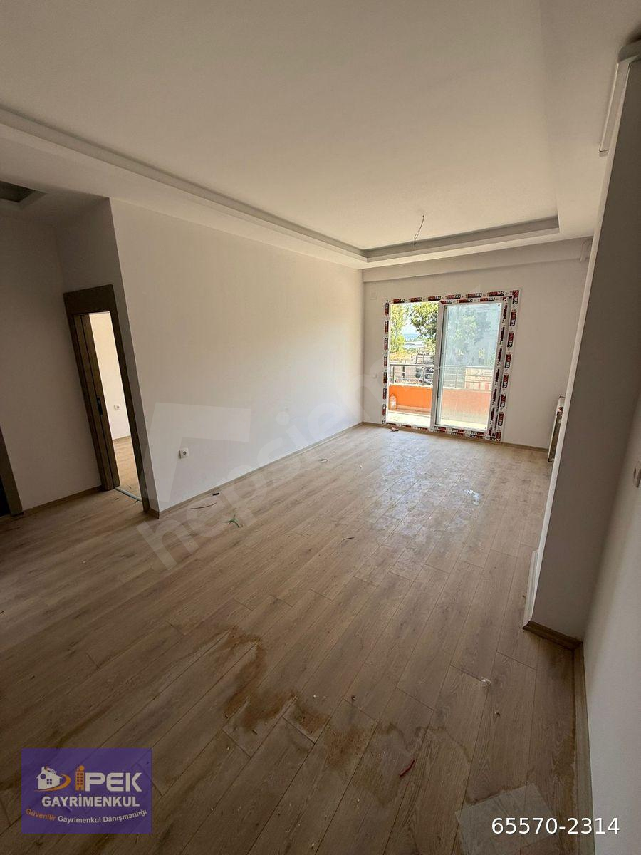 İPEK DEN DAVULTEPEDE KİRALIK 1+1 SIFIR DAİRE