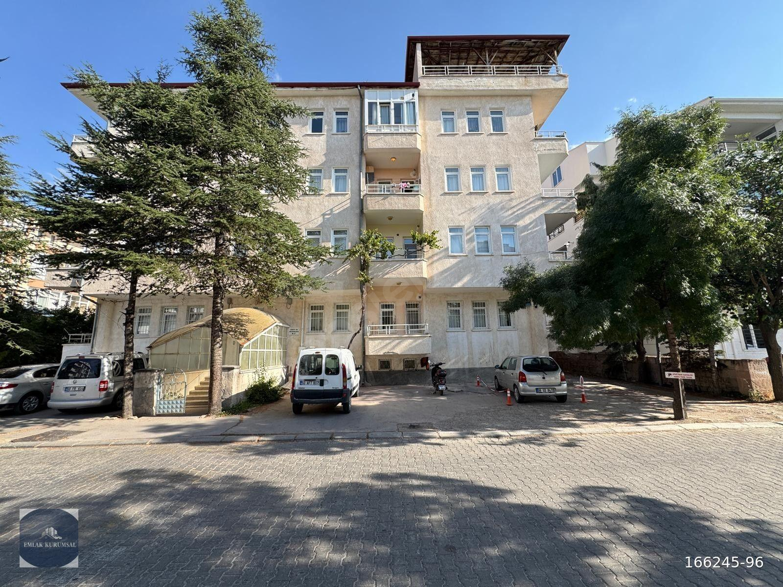 EMLAK KURUMSAL'DAN ESENTEPE MAHALLESİNDE SATILIK 3+1 DAİRE.