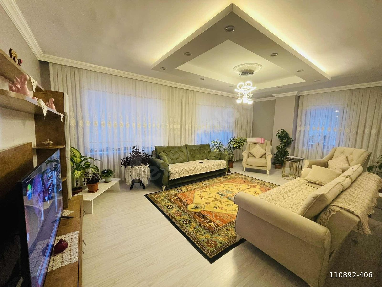 MEVSİM EMLAKTAN GÖLBAŞI CADDESİNDE SATILIK 3+1 LÜKS DAİRE