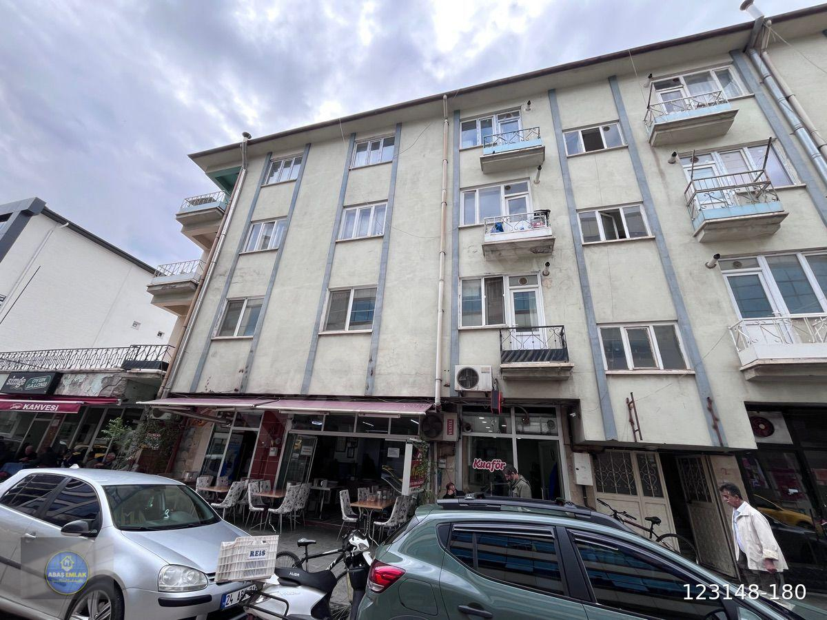 ORDU CAD. ÜZERİNDE KİRALIK 2+1 |