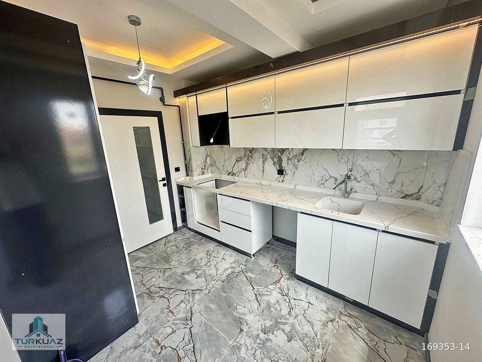 **TURKUAZ'DAN 29 EKİM MAH'DE 3+1 ARA KATTA SIFIR FULL+FULL KAT VE CEPHE SEÇENEKLİ FIRSAT DAİRELERİ**