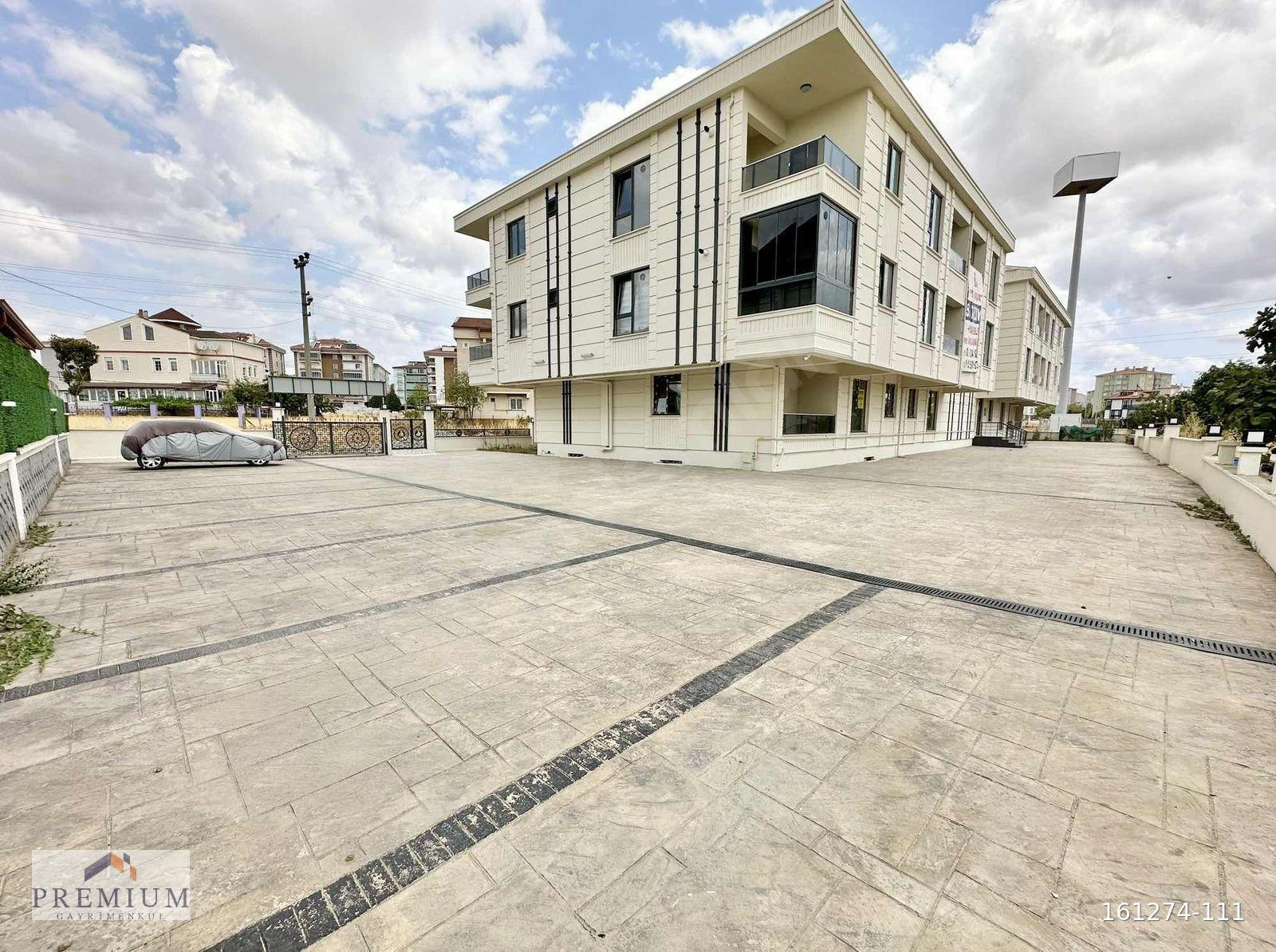 RUMELİ MAH MEKKE CAMİ YANI 1+1 SATILIK DAİRE