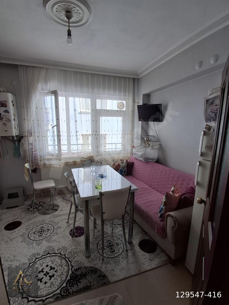 Cumartesi Pazarı Civarı Arakat Geniş 3+1 Daire