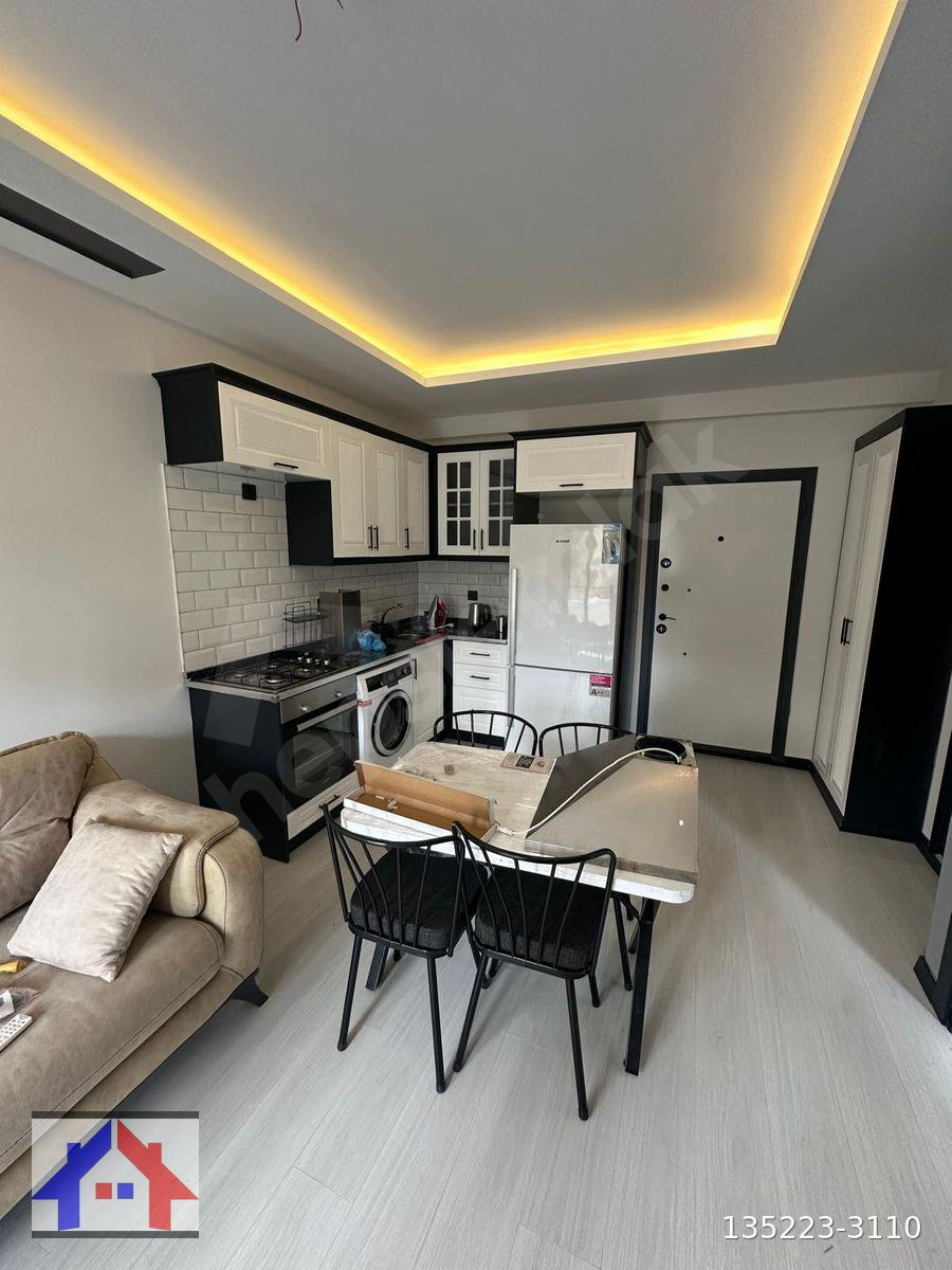 GÜLTEPE DE 1+1 EŞYALI GENİŞ OTURUMLU KİRALIK DAİRE