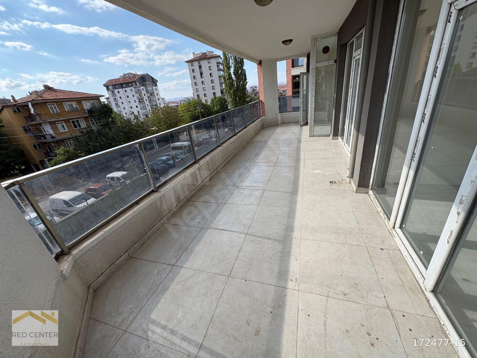 ALTINDAĞ ULUBEY'DE SİTE İÇERİSİ GÜNEY CEPHE TERAS BALKONLU SATILIK DAİRE