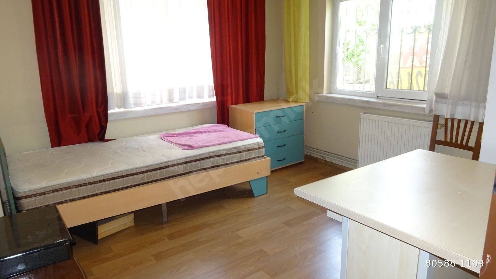 HACETTEPE ,ECEABAT SK. BAŞLARINDA ,EŞYALI ,KOMBİLİ , KATTA ,YAPILI ,ABONE AÇIK