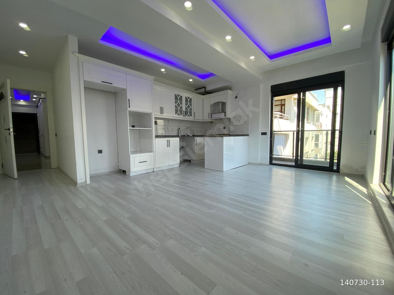 ANTALYA BAHÇELİEVLER DE YENİ BİNA DA LÜKS 2+1 KİRALIK
