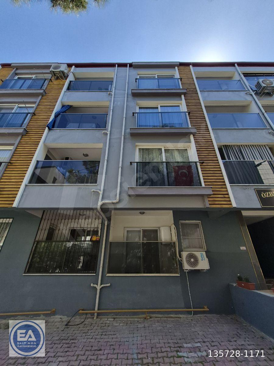 Kuşadası Davutlar bölgesinde satılık 2+1 daire