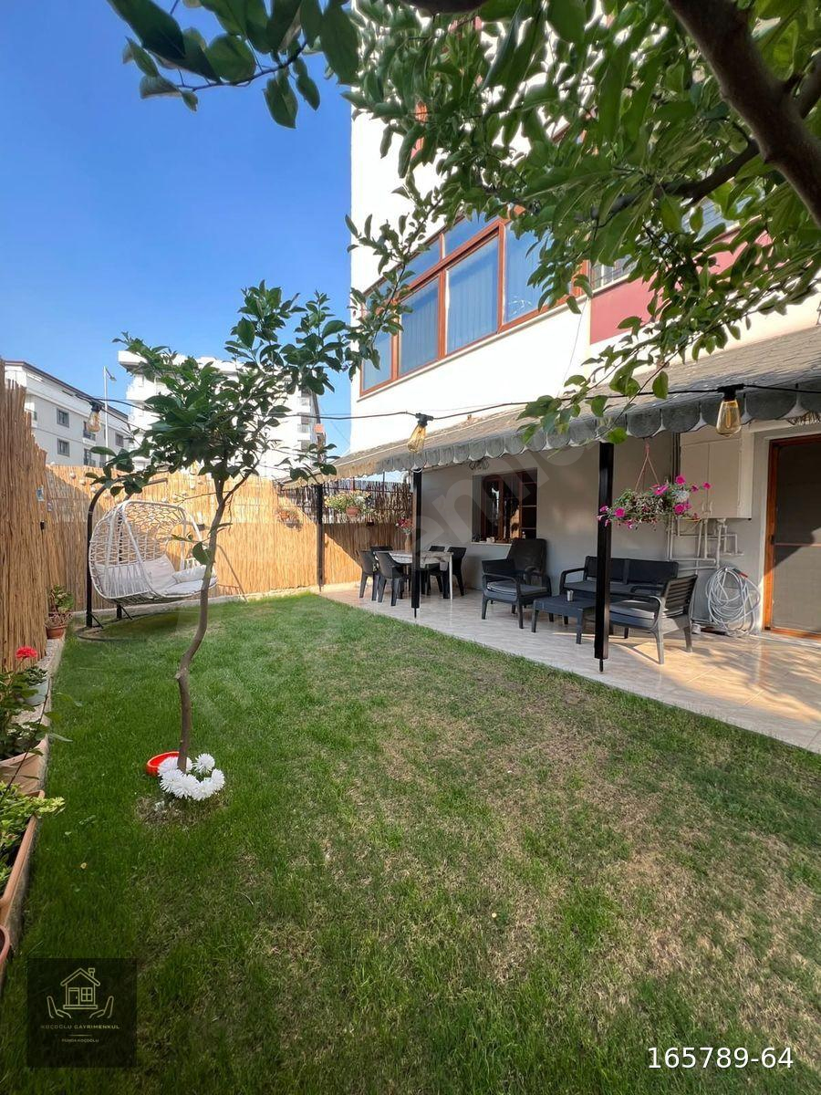 ERGENEKON MAHALLESİNDE MERKEZİ YERDE 5+2 TERS DUBLEKS