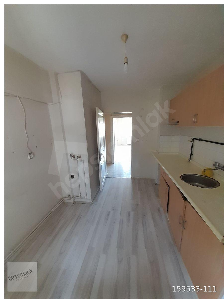 SENFONİ'DEN MESKA EVLERİNDE SATILIK 2+1 FIRSAT ARAKAT DAİRE!