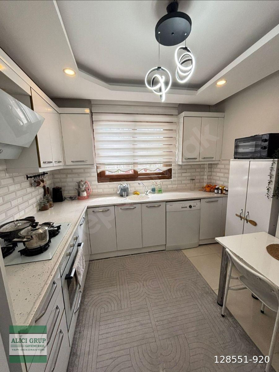 2+1 KAPALI MUTFAK GENİŞ OTURUM BULVAR ÜZERİ SATILIK DAİRE