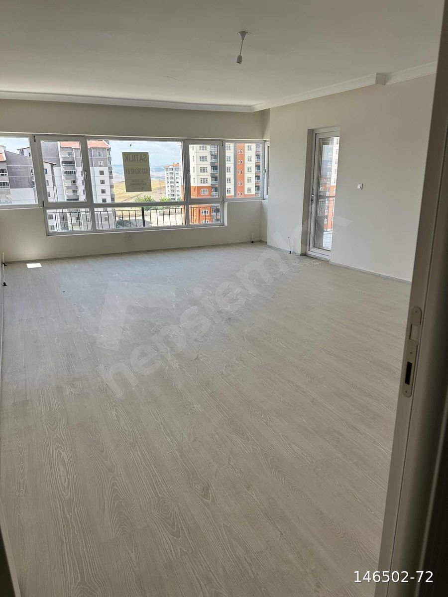 10 NUMARA KRAL SİTEDE DAİRE