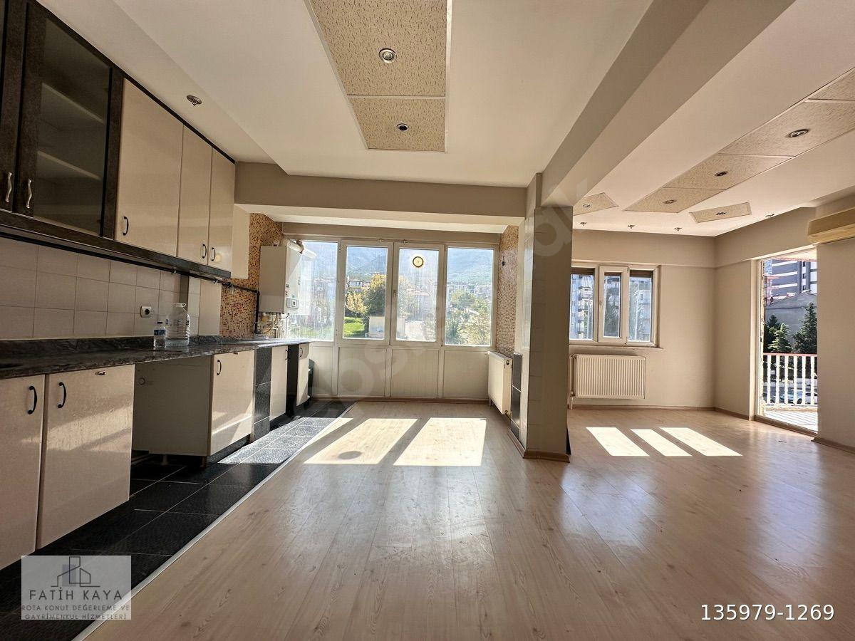 ROTA DAN BAĞBAŞI ANAYOL ÜZERİ 3+1 180 M2 KİRALIK DAİRE