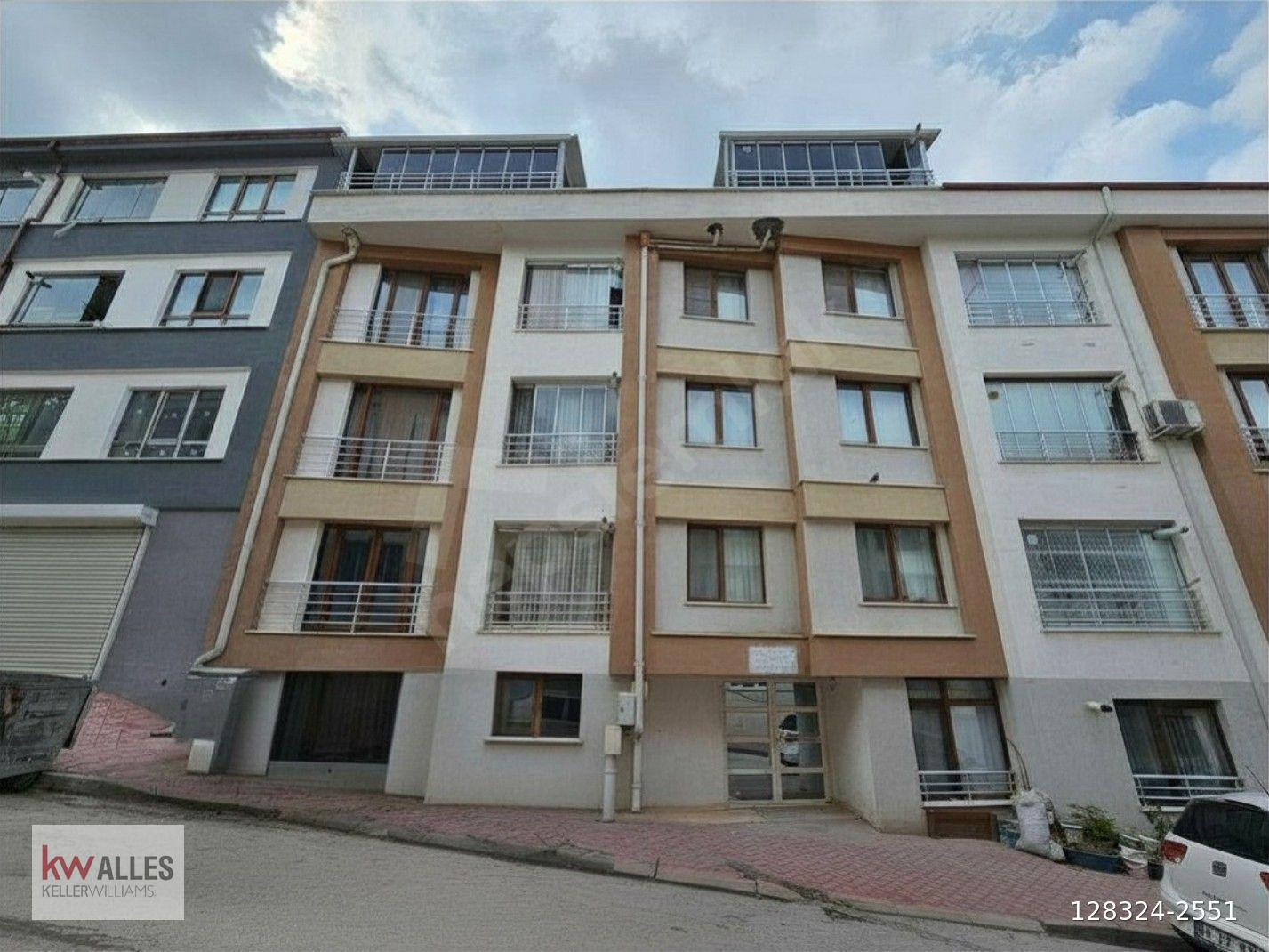 KW ALLES'TEN YILDIZTEPE YARDIMCI SOKAK'TA ARA KAT ASANSÖRLÜ GÜNEY CEPHE 3+1 KİRALIK DAİRE