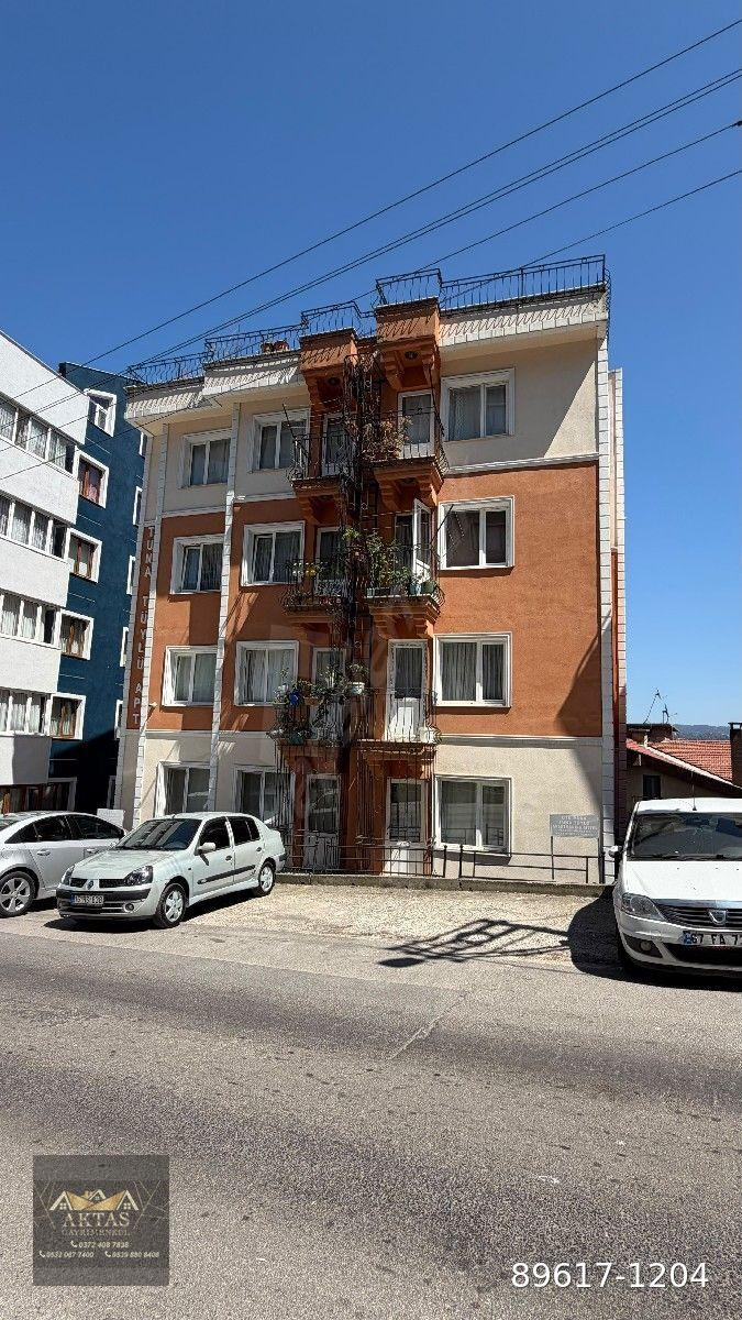 AKTAŞ GAYRİMENKULDEN BAHÇELİEVLER MAHALLESİ MEVKİİNDE ÜNİVERSİTEYE YÜRÜME MESAFELİ SATILIK 2+1 DAİRE