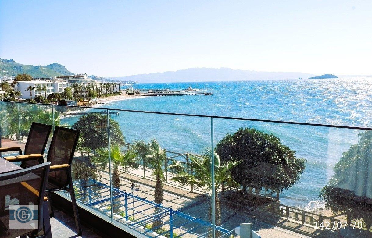 BoDRuM DENİZE SIFIR * MANZARA * ÖZEL PLAJ * HAVUZ *LÜKS REZİDANS