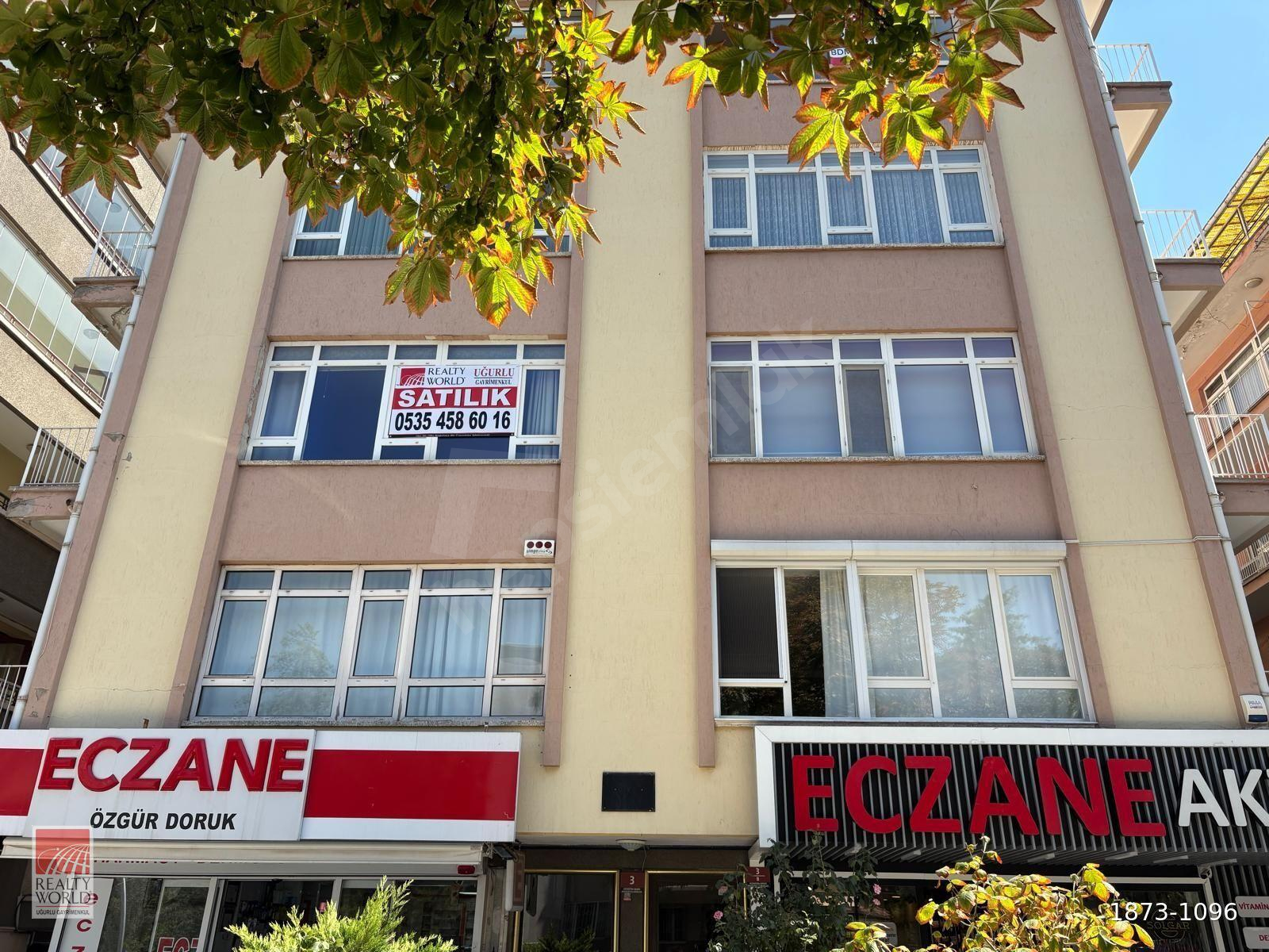 KAZAKİSTAN CAD.GAZİ HAST KARŞISI MÜKEMMEL KONUMLU ASANSÖRLÜ 3+1