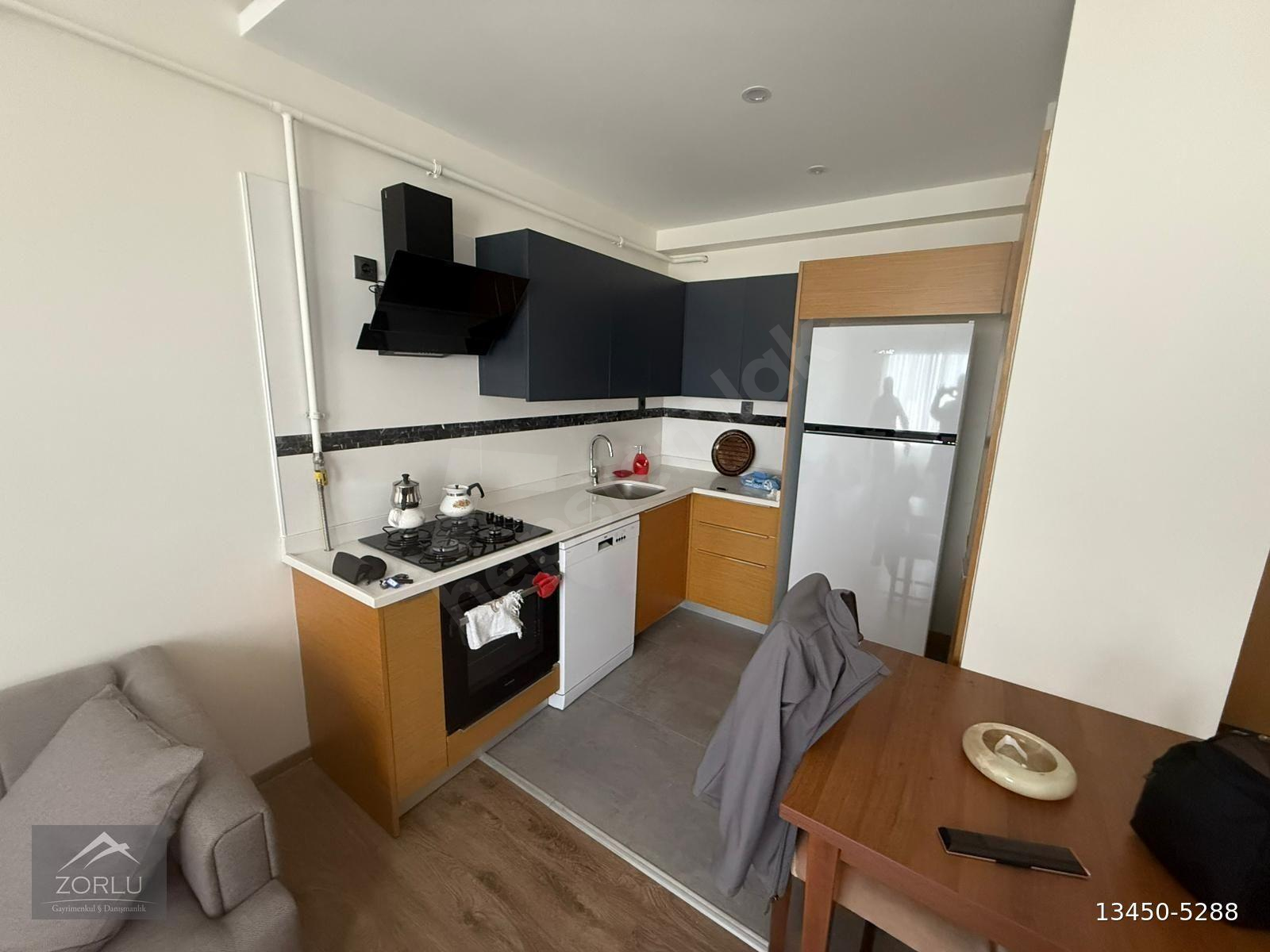 ZORLU GAYRİMENKUL'DEN CEMALPAŞA'DA 1+1 EŞYALI KİRALIK DAİRE