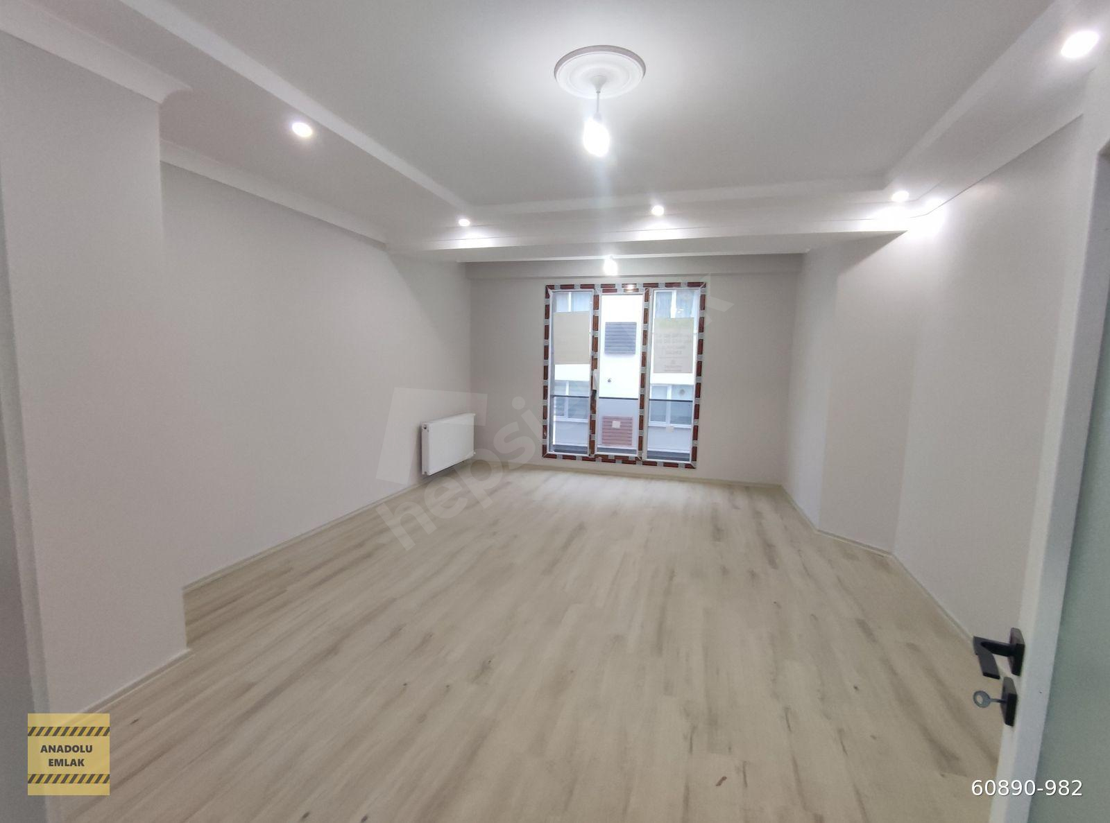 Sıfır binadan satılık ebeveyn banyolu 3+1 ara kat daire