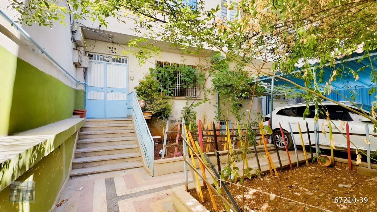 GENİŞ VE BAHÇELİ DAİRE