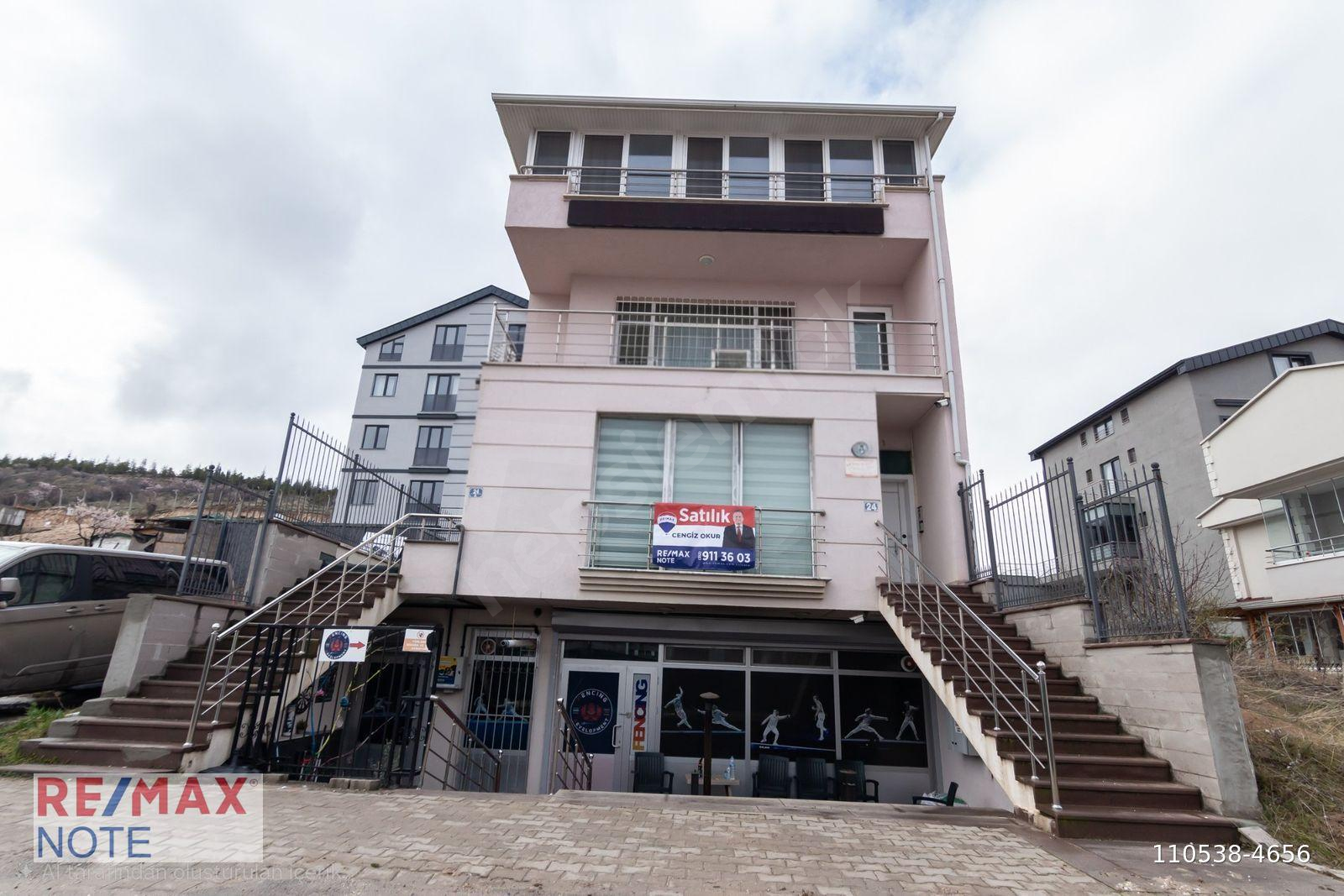 YAŞAMKENT'TE SATILIK LÜKS 3+1 KAPALI TERASLI DAİRE