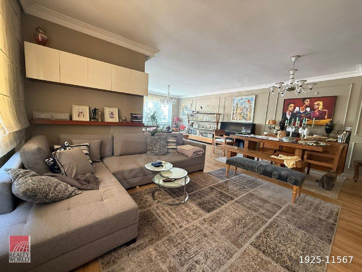 ZİYAPAŞA BULVARI'NDA OTOPARKLI SATILIK 4+1 LÜKS DAİRE