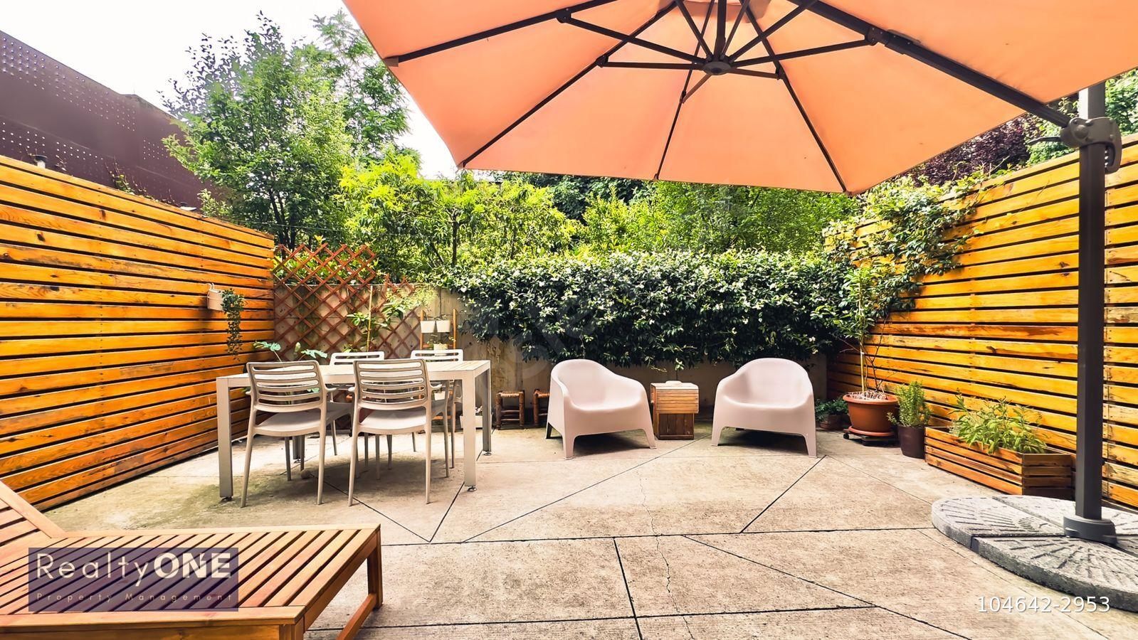 2+1 Rental Flat Special Project In Galata Private Garden With Furnished