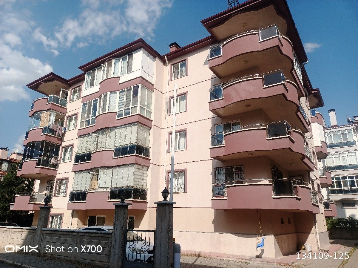 03 EMLAK( Ahmet Baştuğ'dan) UYDUKENT FUUL EŞYALI 2+1 DAİRE