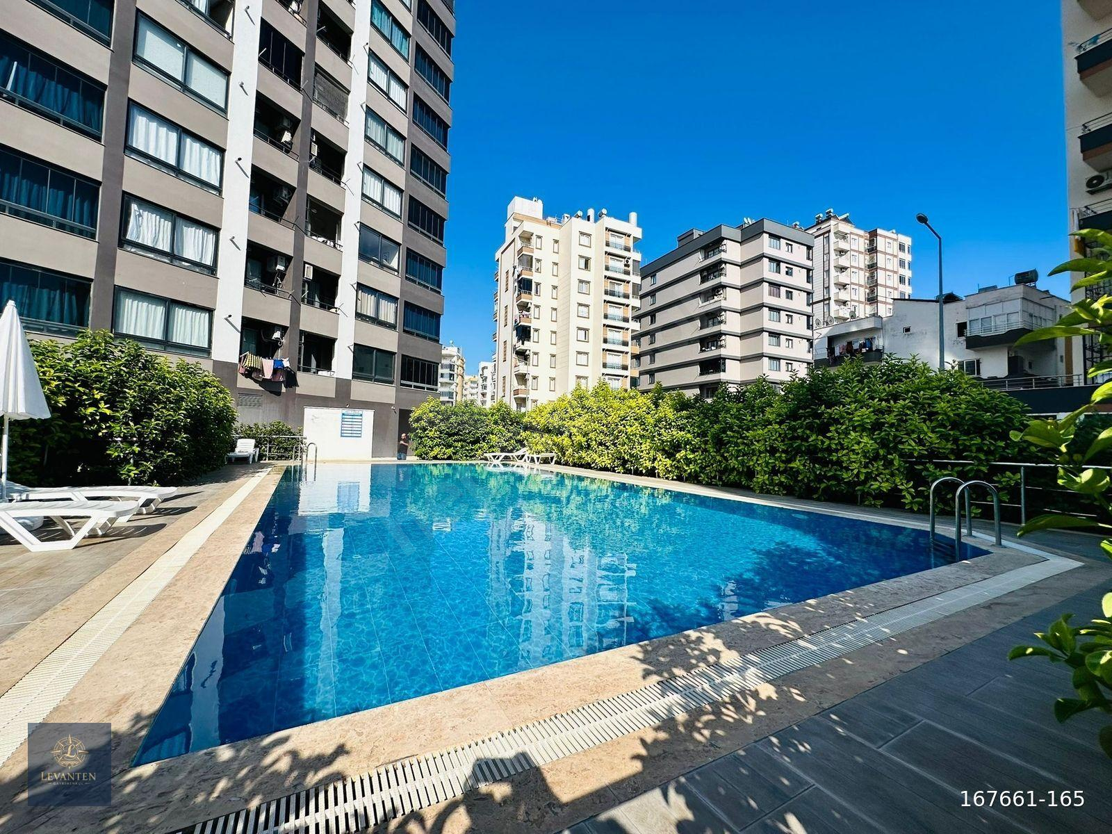 LEVANTENDEN MERKEZİ KONUM HAVUZ KOMBİ CAM BALKON GENİŞ 2+1