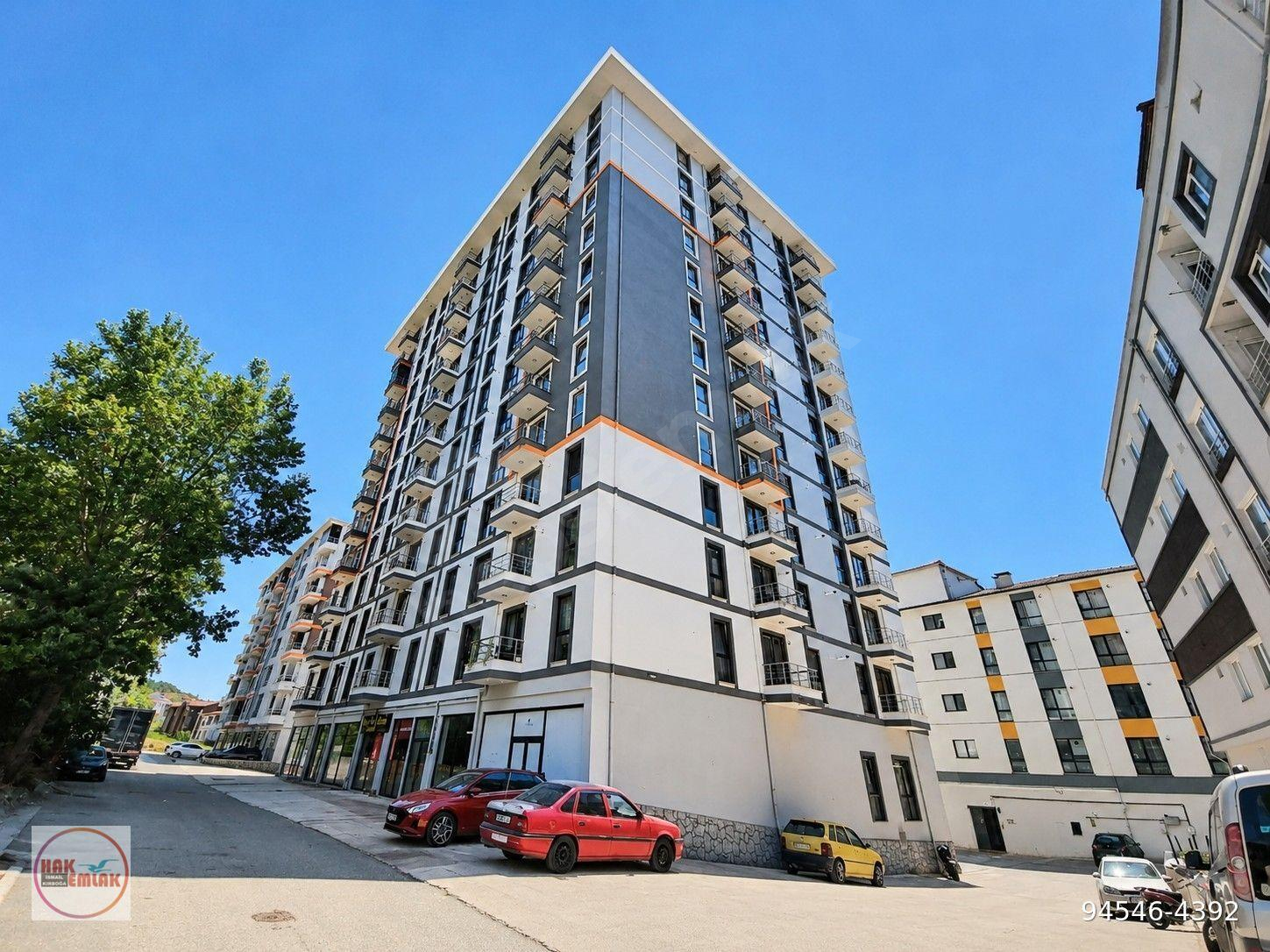 Hak Emlak'tan Orhangazi Mah Cadde Üzeri Satılık 1+1 Eşyalı Daire