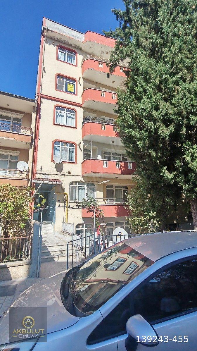 AYŞEKADIN EĞİTİM FAKÜLTESİ'NE VE BU SOKAKTA HAYAT VAR CADDESİNE 1 DK MESAFEDE KİRALIK EŞYALI 3+1