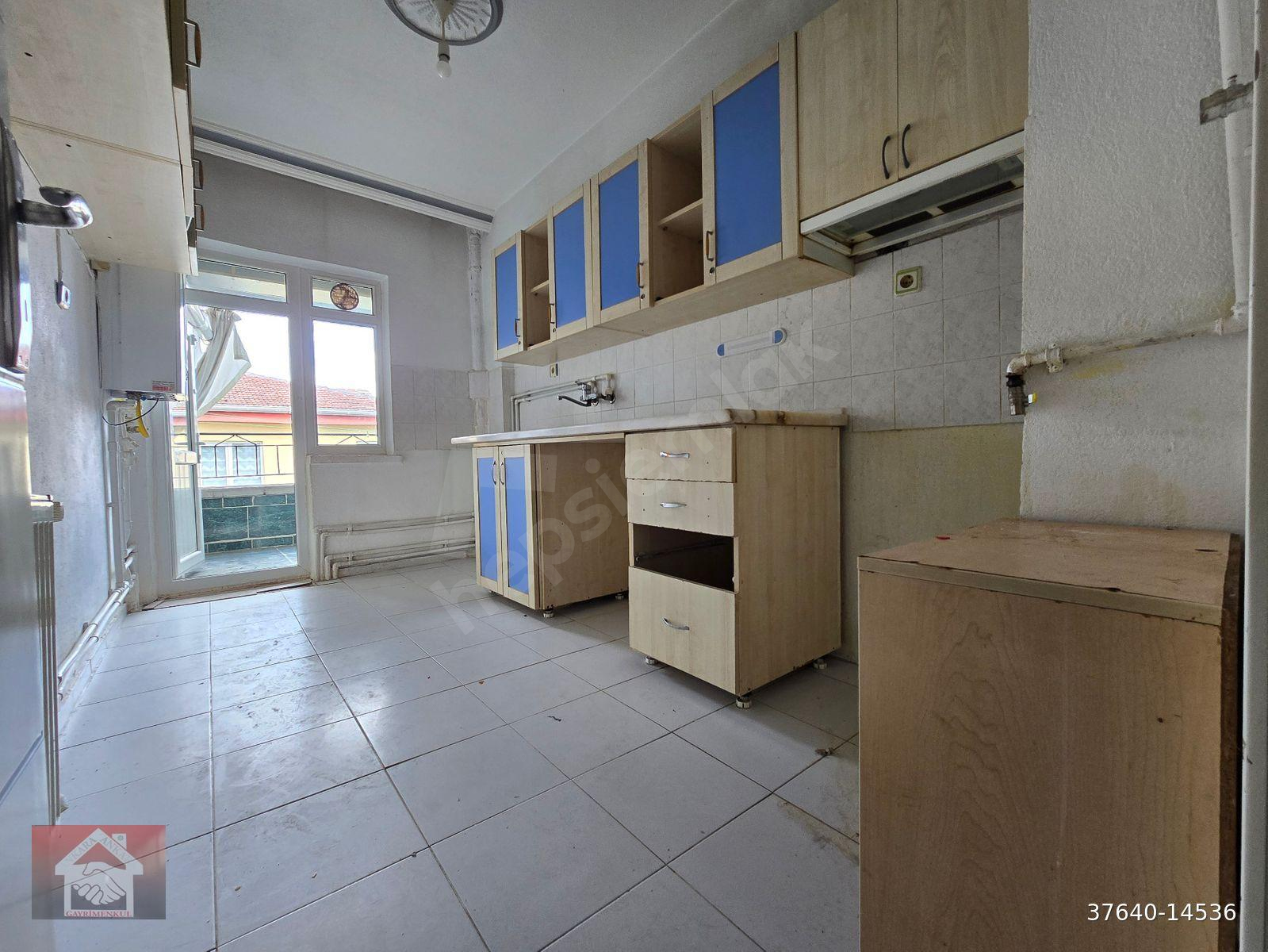 ELVAN MAH SATILIK 3+1 ARAKAT ISI YALITIMLI KULLANIŞLI DAİRE