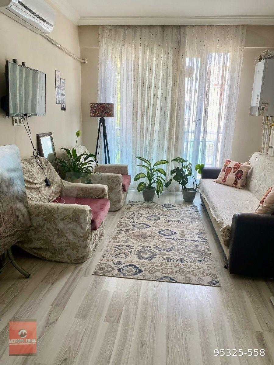 EFELER'DE 1+1 FULL EŞYALI DOĞALGAZLI DAİRE