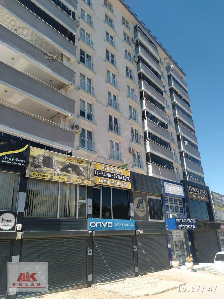 ANA YOL KENARI YOL CEPHELİ 3+1 DAİRE