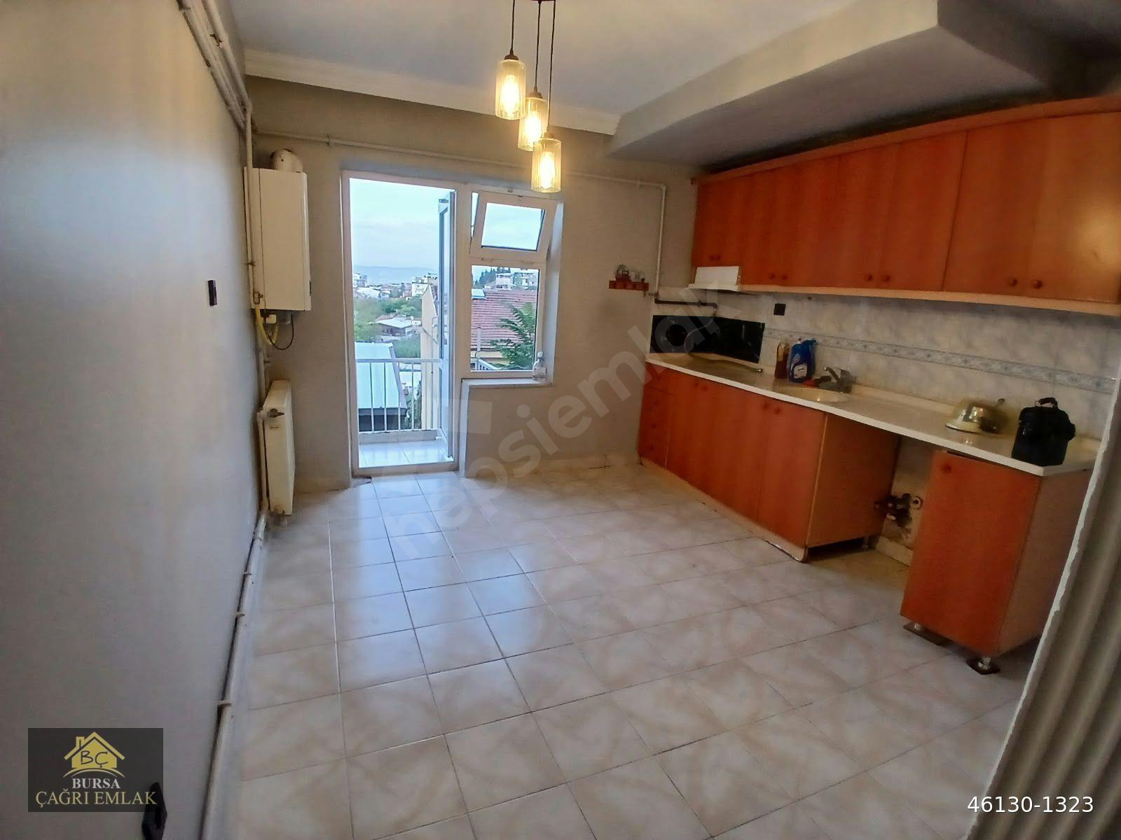 BURSA YILDIRIM YESİL DE 1+1 KOMBİLİ GİRİŞ KAT TEMİZ DAİRE
