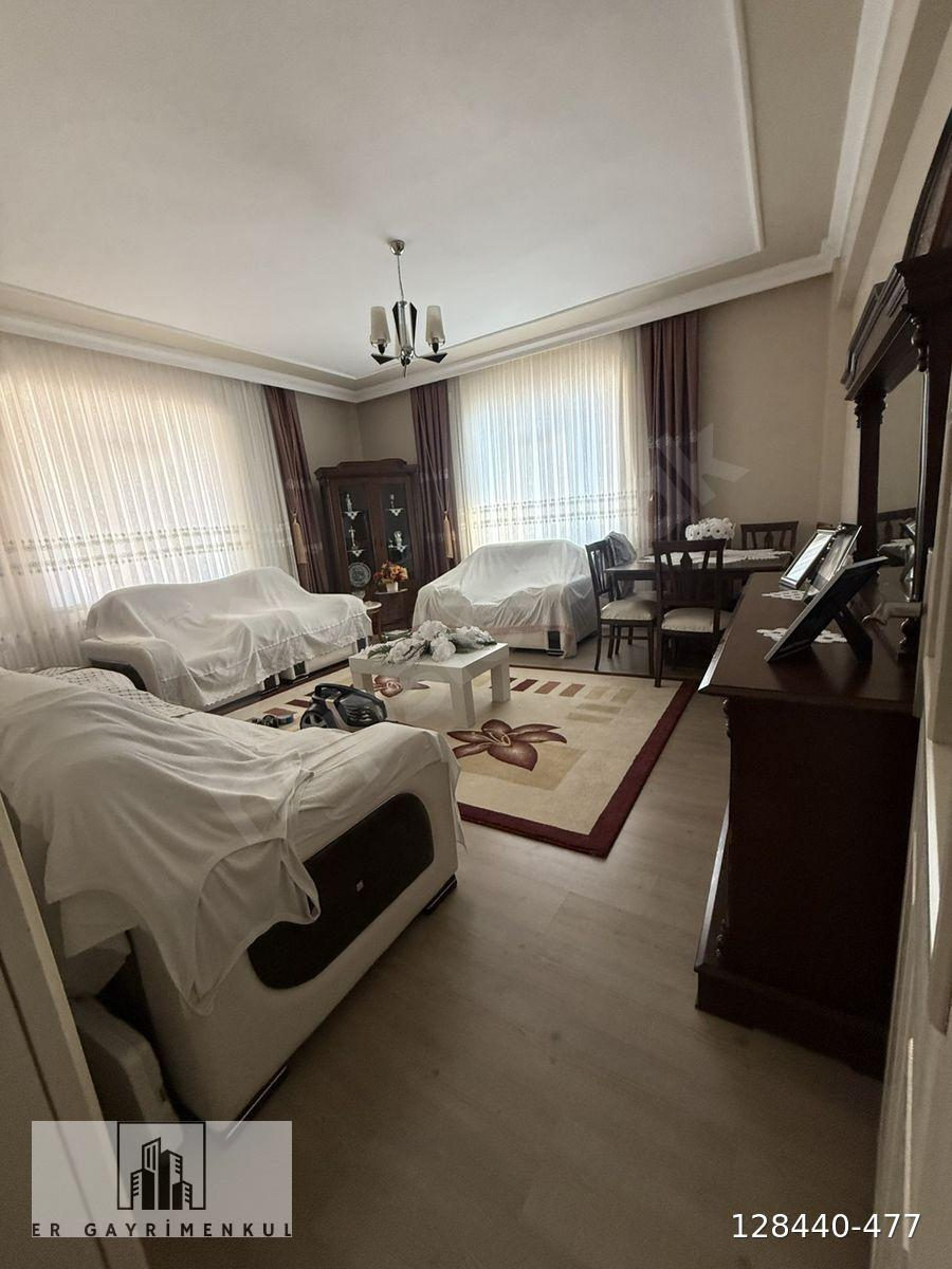 Er Gayrimenkulden satılık 3 Artı 1 daire