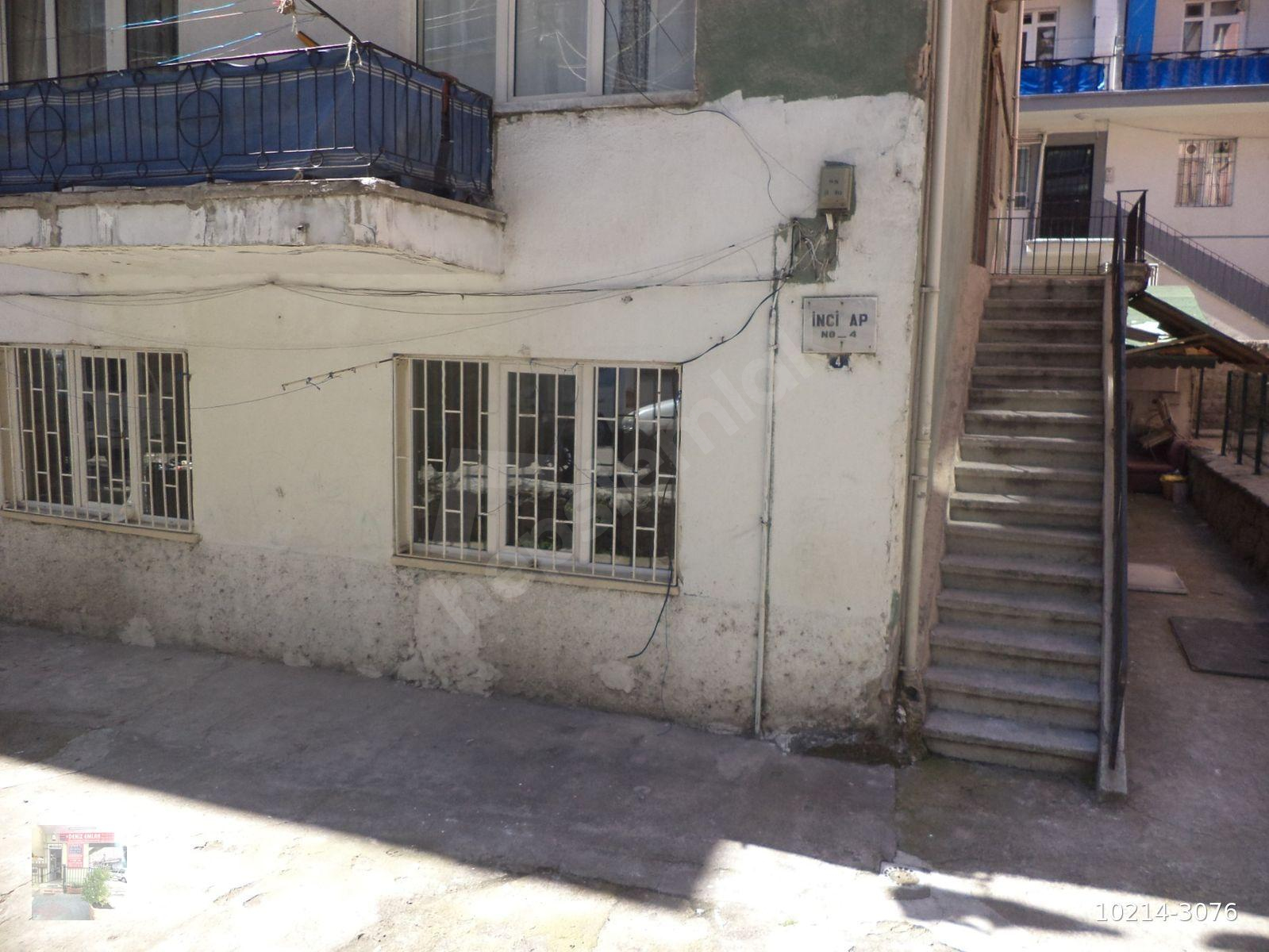KARŞIYAKA 515 SOKAK ÜZERİNDE KİRALIK 2+1 GİRİŞ KATTA DAİRE