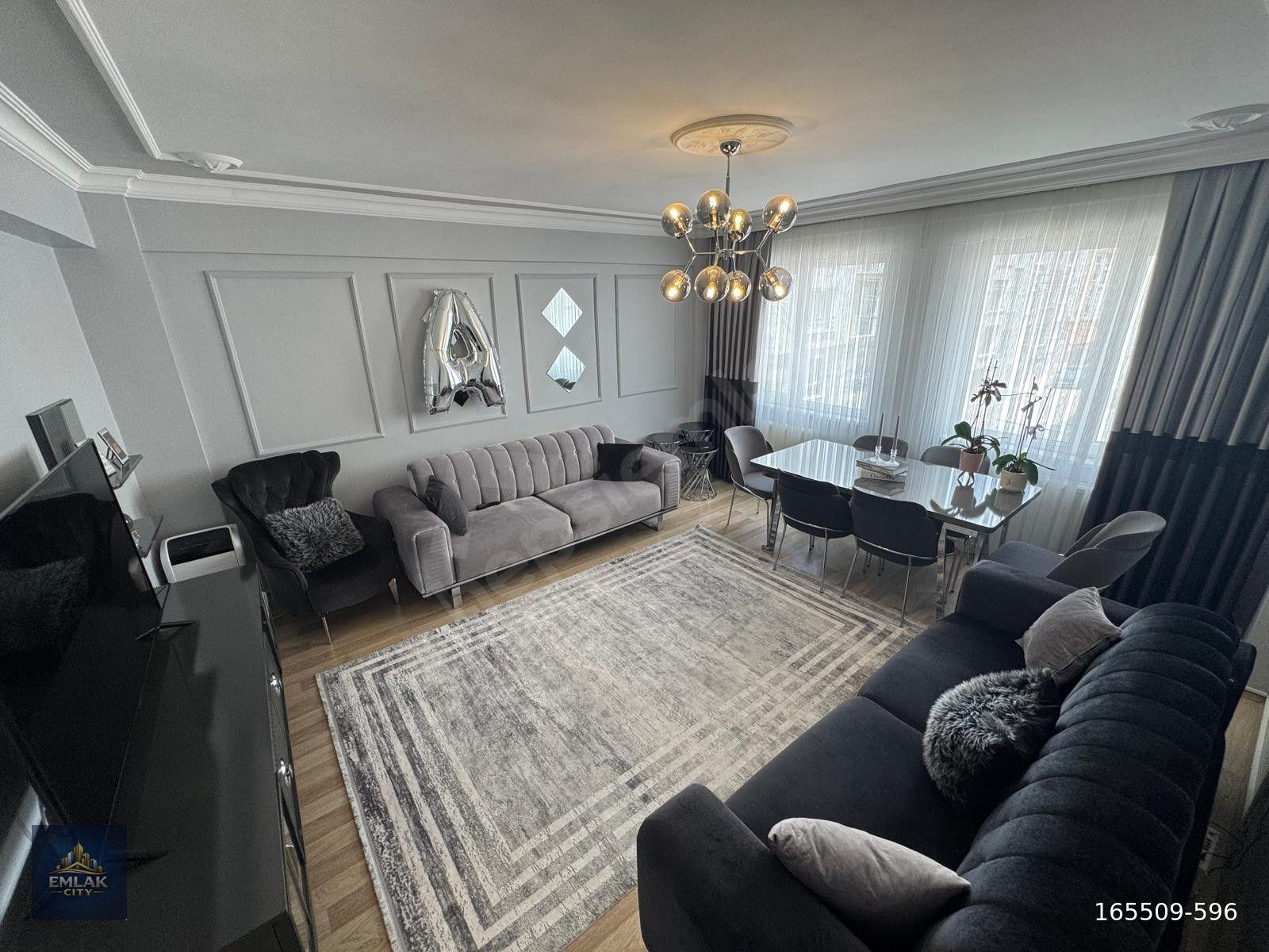ÖMERAĞA MAH.GAFFAR OKKAN YAKINI SATILIK 2+1 DAİRE