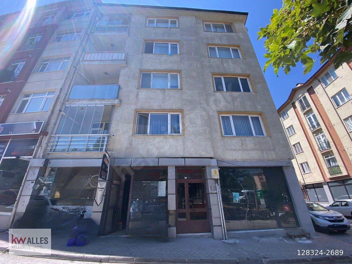 KW ALLES’TEN YILDIZTEPE’DE CADDE ÜSTÜ 5+1 ASANSÖRLÜ GENİŞ DAİRE