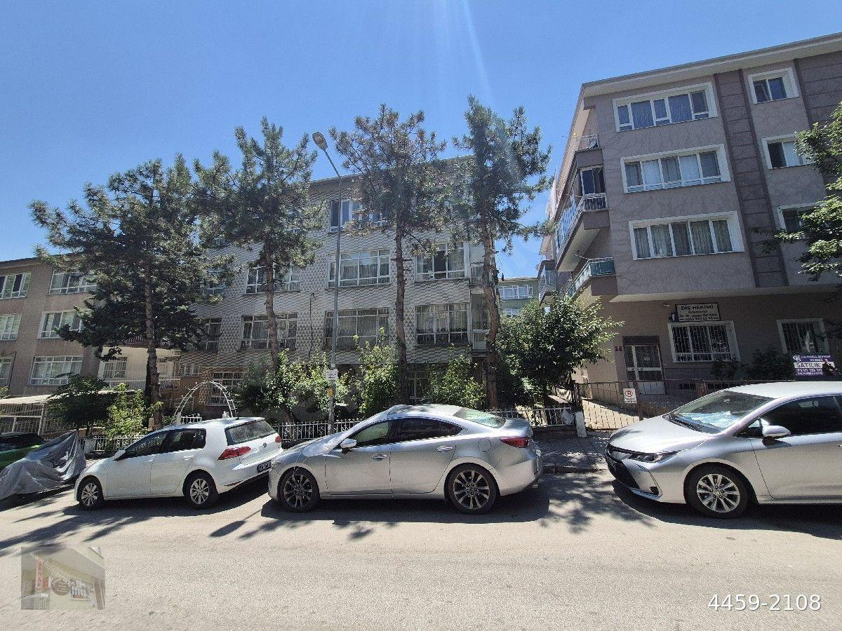 ERHAN'DAN EMEKTE GAZİ DİŞ HEKİMLİĞİ VE METRO KARŞISI LÜKS BEYAZ EŞYALI KATTA ÖN 3+1BOŞ DAİRE