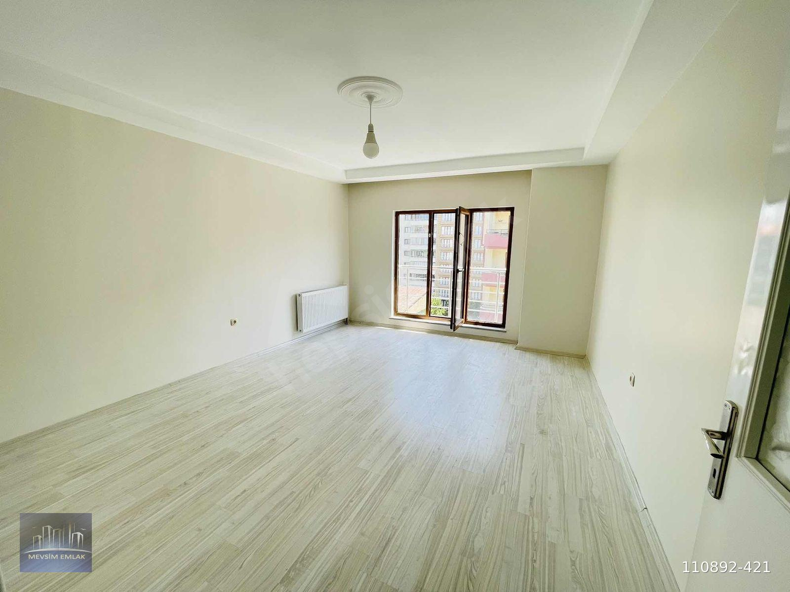 MEVSİM EMLAKTAN KİRALIK 3+1 DAİRE
