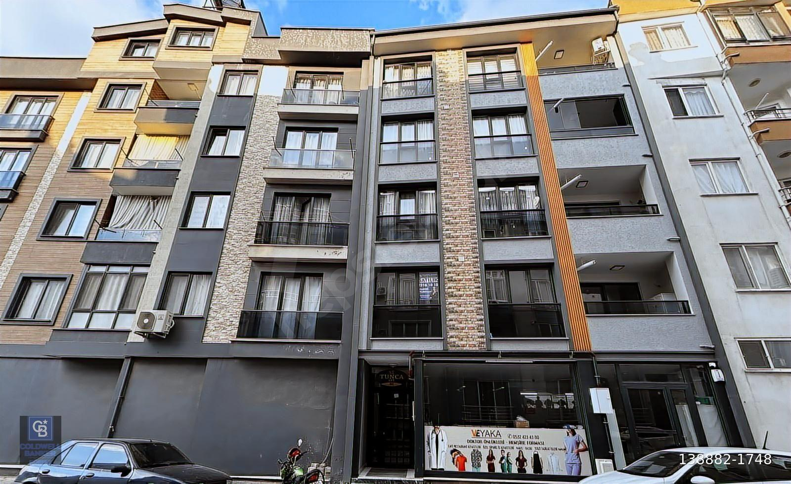 BALIKESİR BURHANİYE MERKEZDE SATILIK 2+1 DAİRE