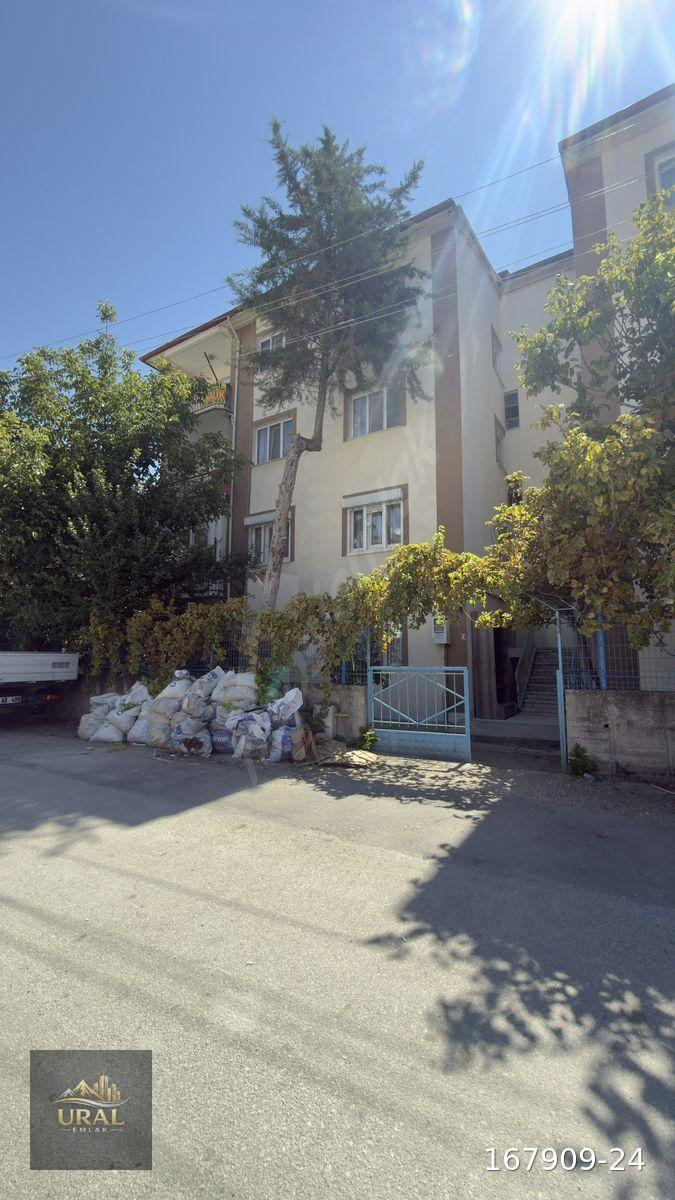 URAL EMLAK’TAN BURDUR MERKEZ SALI PAZARI MEVKİ KİRALIK 3+1