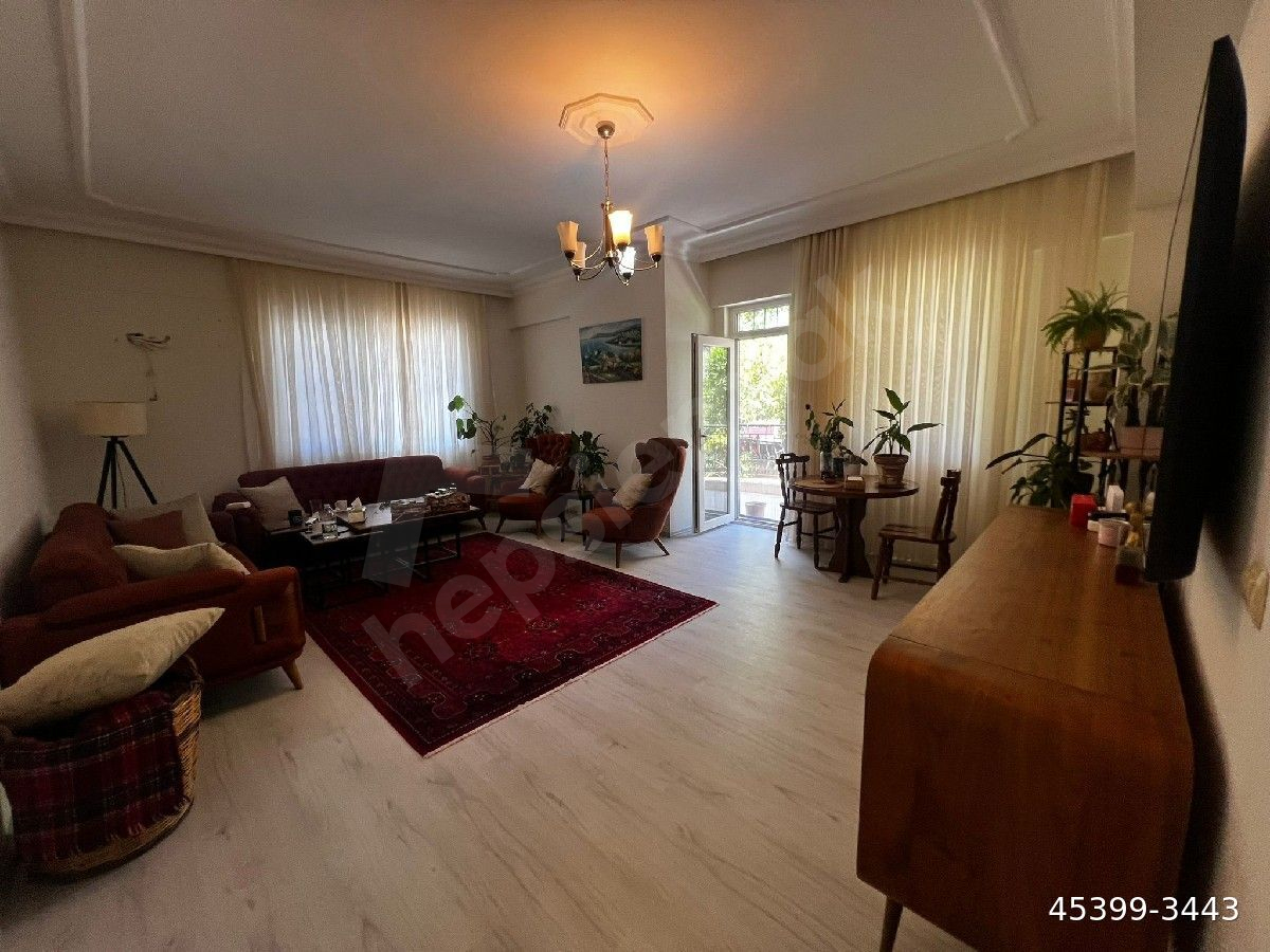 Konyaaltı arapsuyu'nda 3+1 ayrı mutfaklı boş kiralık eşyasız daire