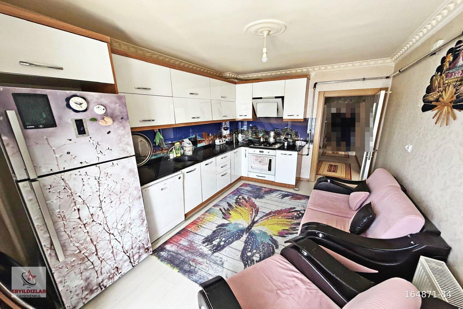 ERYILDIZLAR'DAN ÖN CEPHE E.BANYOLU KİLERLİ GENİŞ MASRAFSIZ 3+1 DAİRE