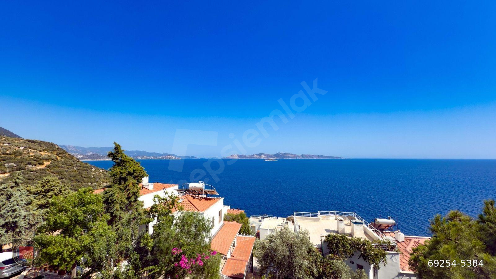 Kaş Denize Sıfır Full Tadilatlı Eşyalı 3 Tane Daire Fırsatı