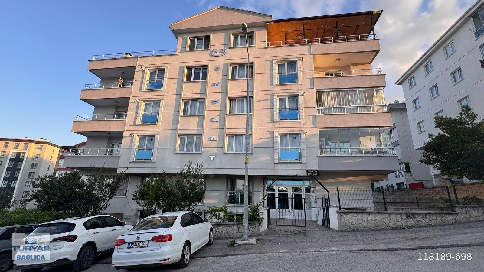ELVANDA 6+1 ÖNÜ AÇIK MANZARAL 2 TERASLI DAİRE