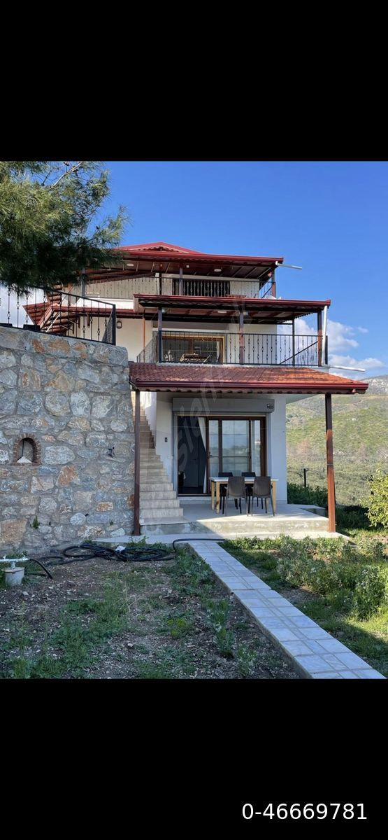 Mazı Sahilde Deniz Manzaralı, Bahçeli 2+1
