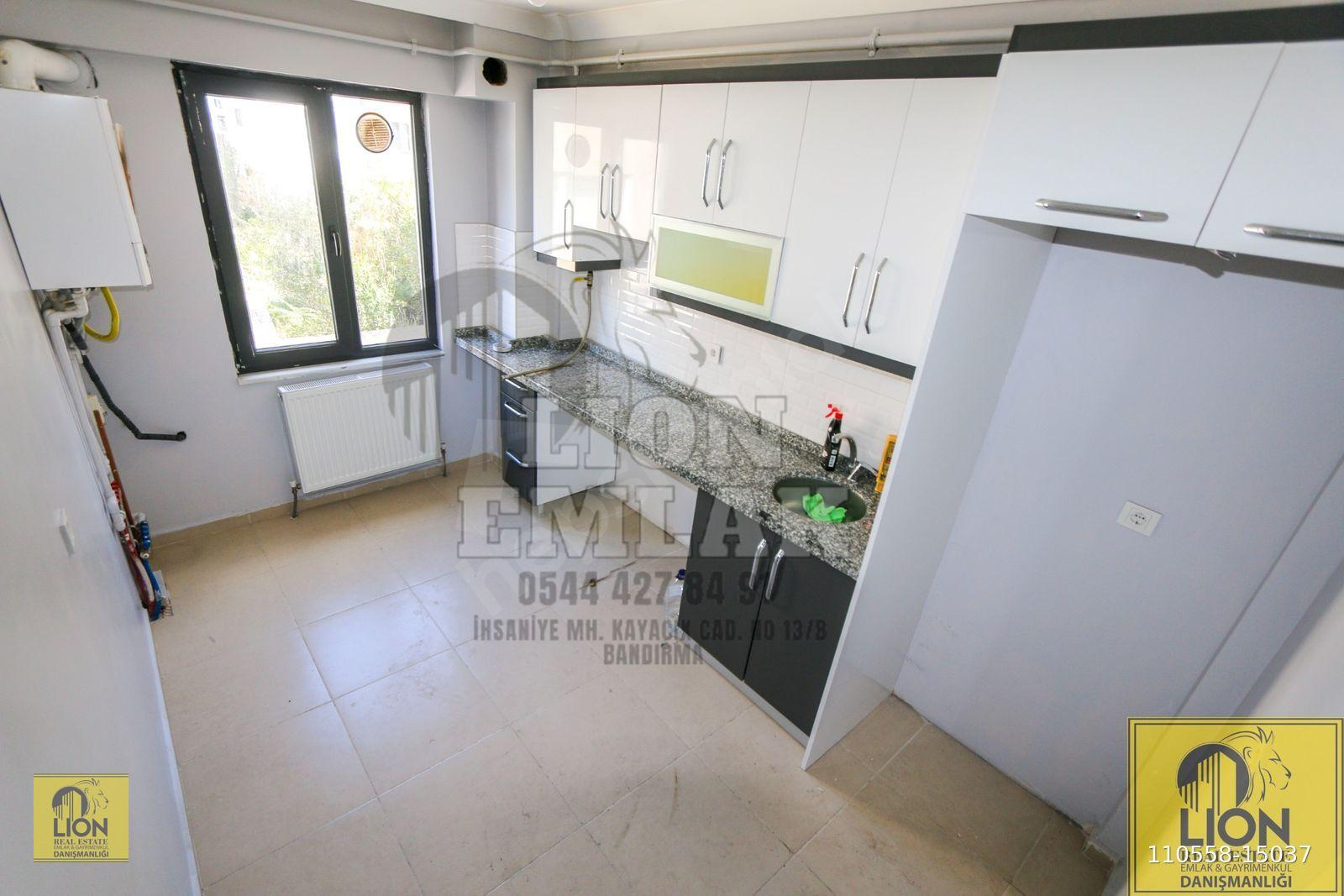 LION EMLAK'TAN ATATÜRK OKULU YAKININDA ARAKAT FIRSAT SATILIK 2+1 DAİRE